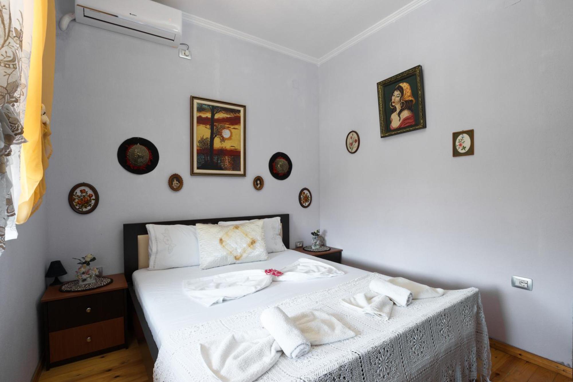 Leka Guesthouse Gjirokastër 外观 照片