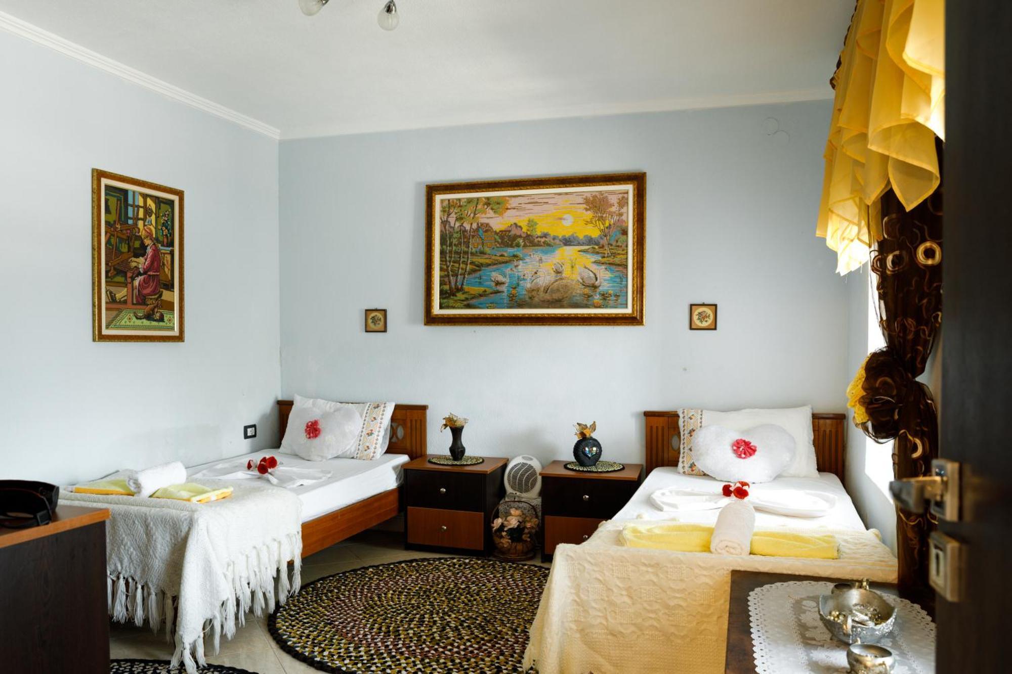 Leka Guesthouse Gjirokastër 外观 照片